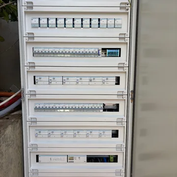 Punë e Ylli Electrik, foto 1